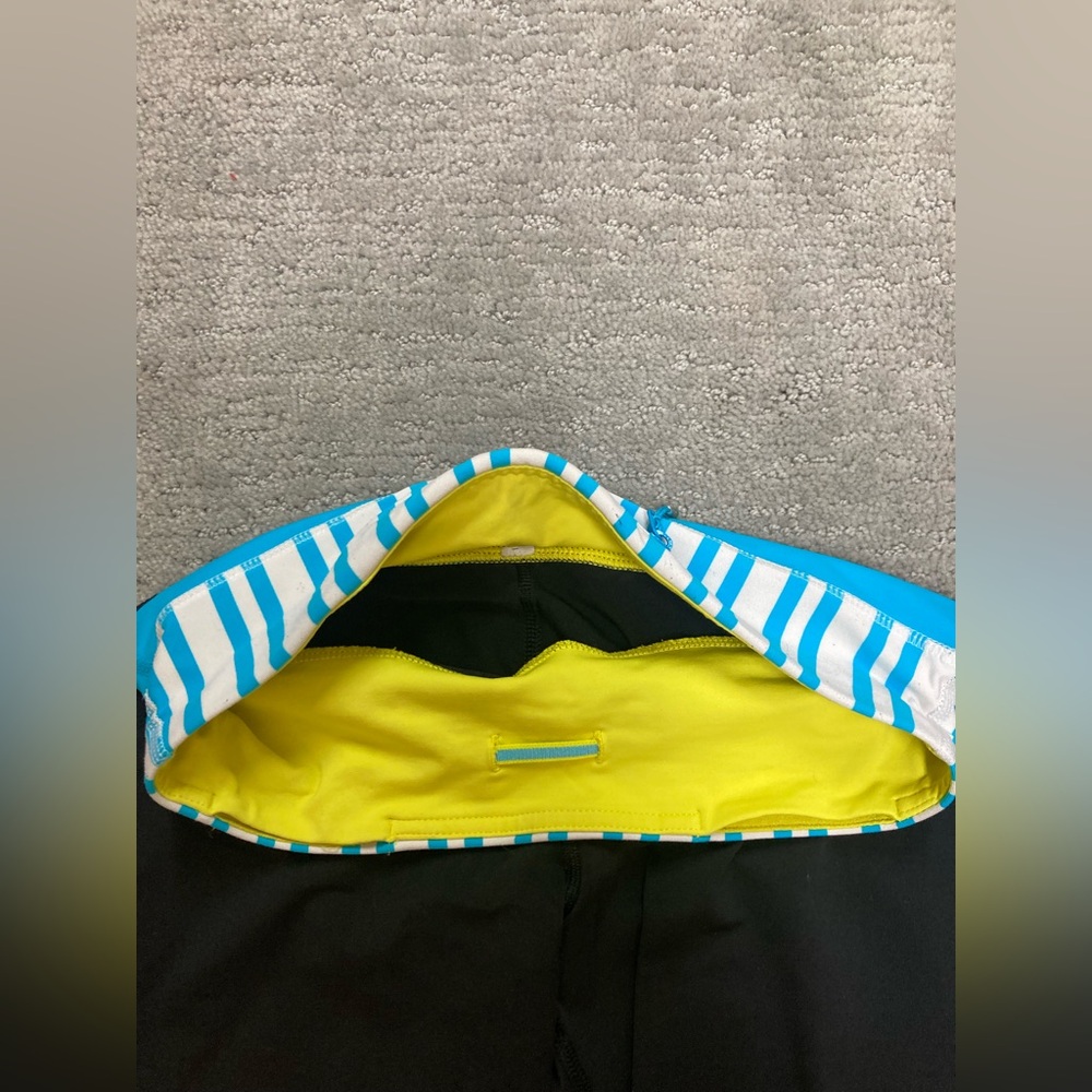 2 for 1 Lululemon Size 4 Leggings Bundle - Picture 5 of 15
